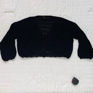 🌟 Capsule Wardrobe Staple  Black Crochet Knit Crop Sweater Women’s Size Large